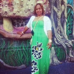 Meet your Posher, Doniea